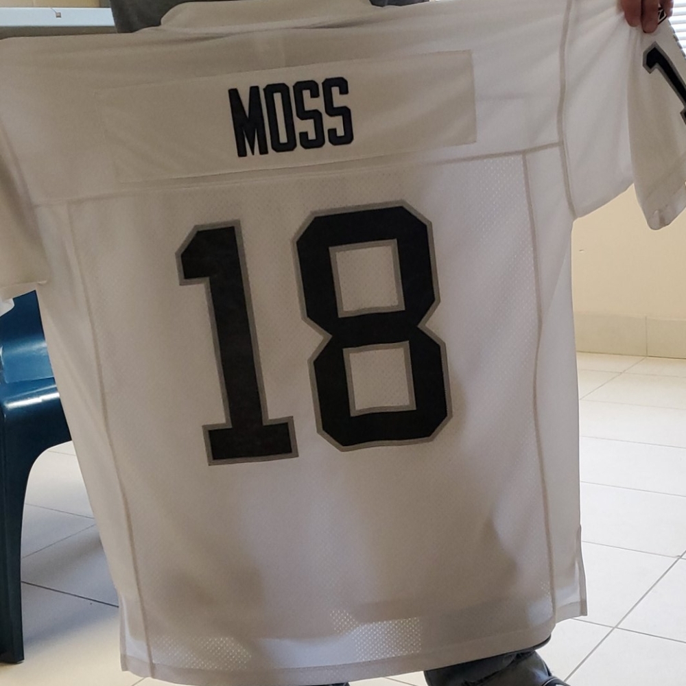 Nfl authentic reebok saints jersey randy moss